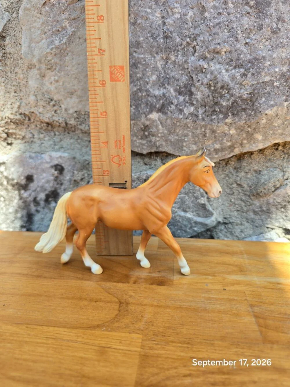 Breyer Spirit Riding Free Chica Linda (9235) 1:24 Paddock Pal / Little Bit Scale